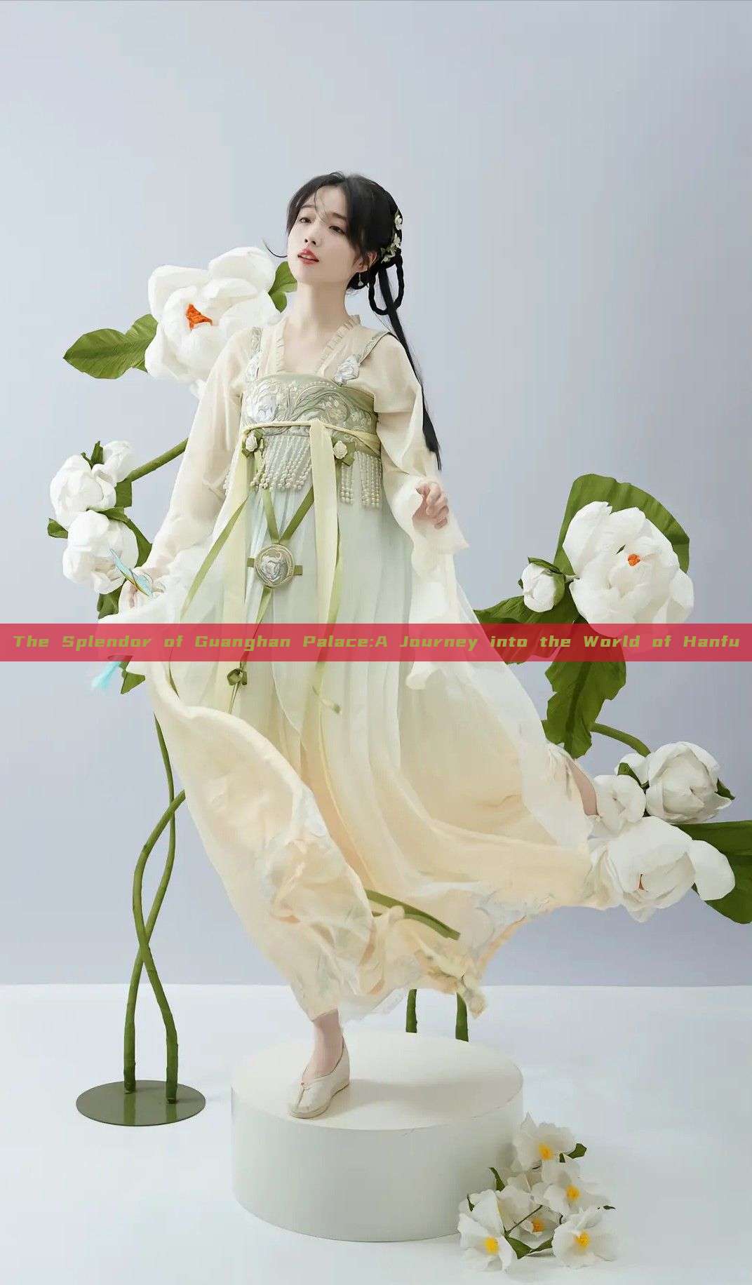 The Splendor of Guanghan Palace:A Journey into the World of Hanfu