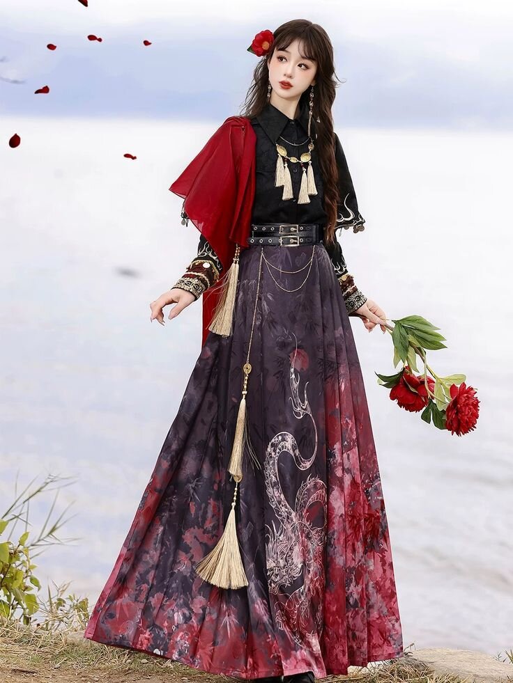 Embracing Elegance:The Allure of Necklaces and Cheongsam Accessories