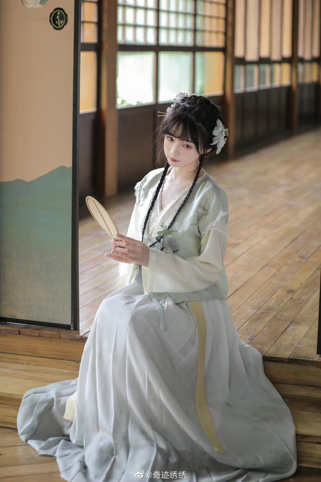 The Symbolic Yellow Cheongsam:A Sign of Success in Every Venture
