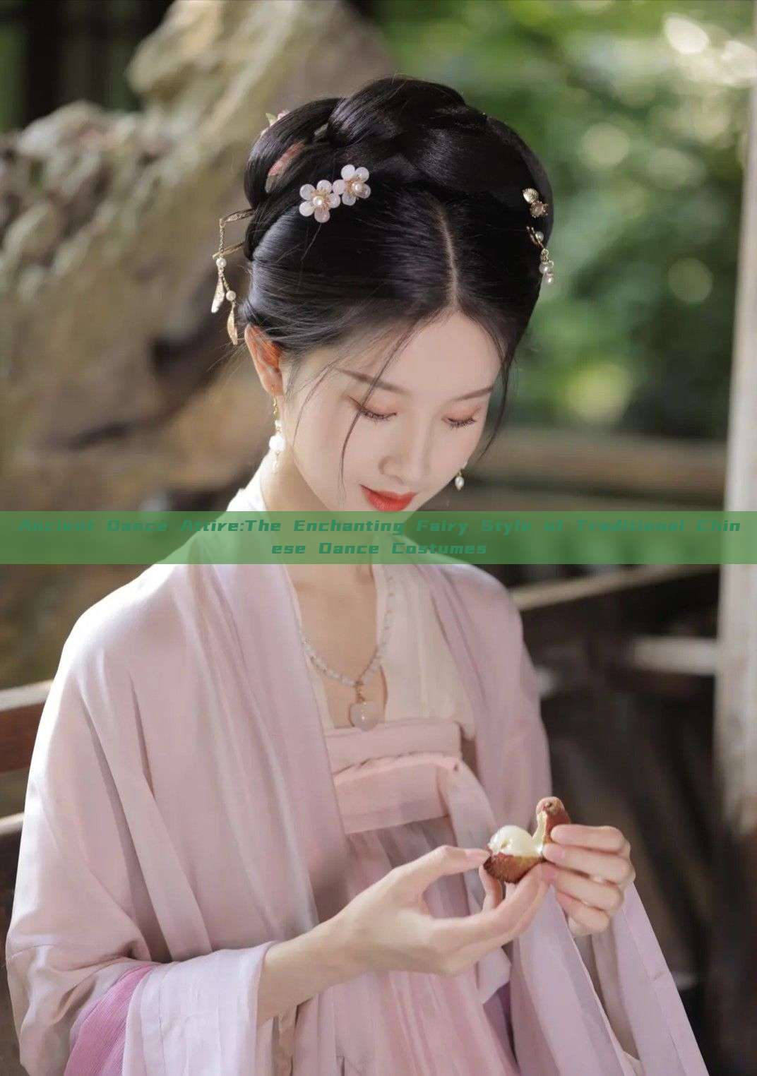 Ancient Dance Attire:The Enchanting Fairy Style of Traditional Chinese Dance Costumes Ancient Dance Attire:The Enchanting Fairy Style of Traditional Chinese Dance Costumes