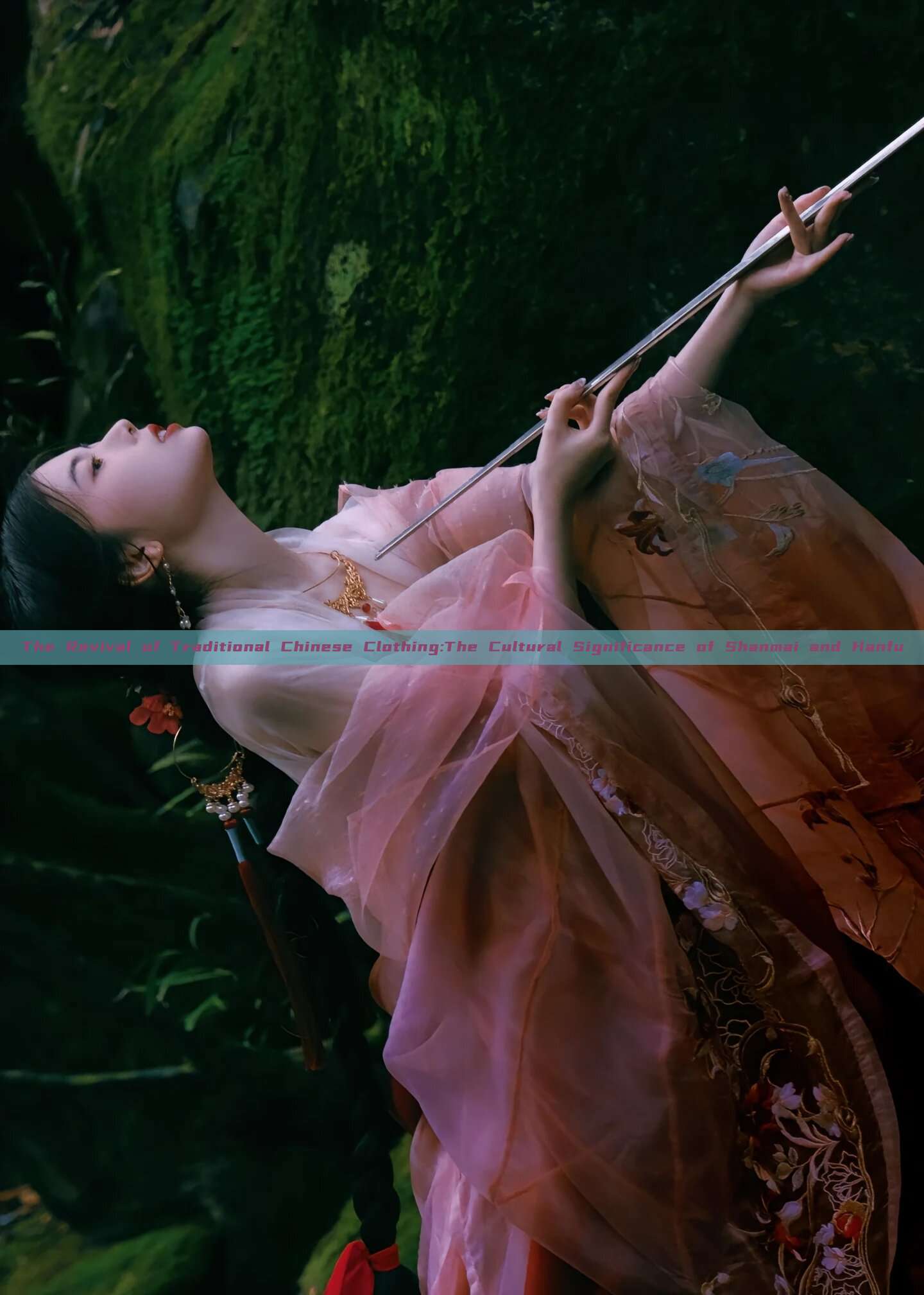 The Revival of Traditional Chinese Clothing:The Cultural Significance of Shanmai and Hanfu