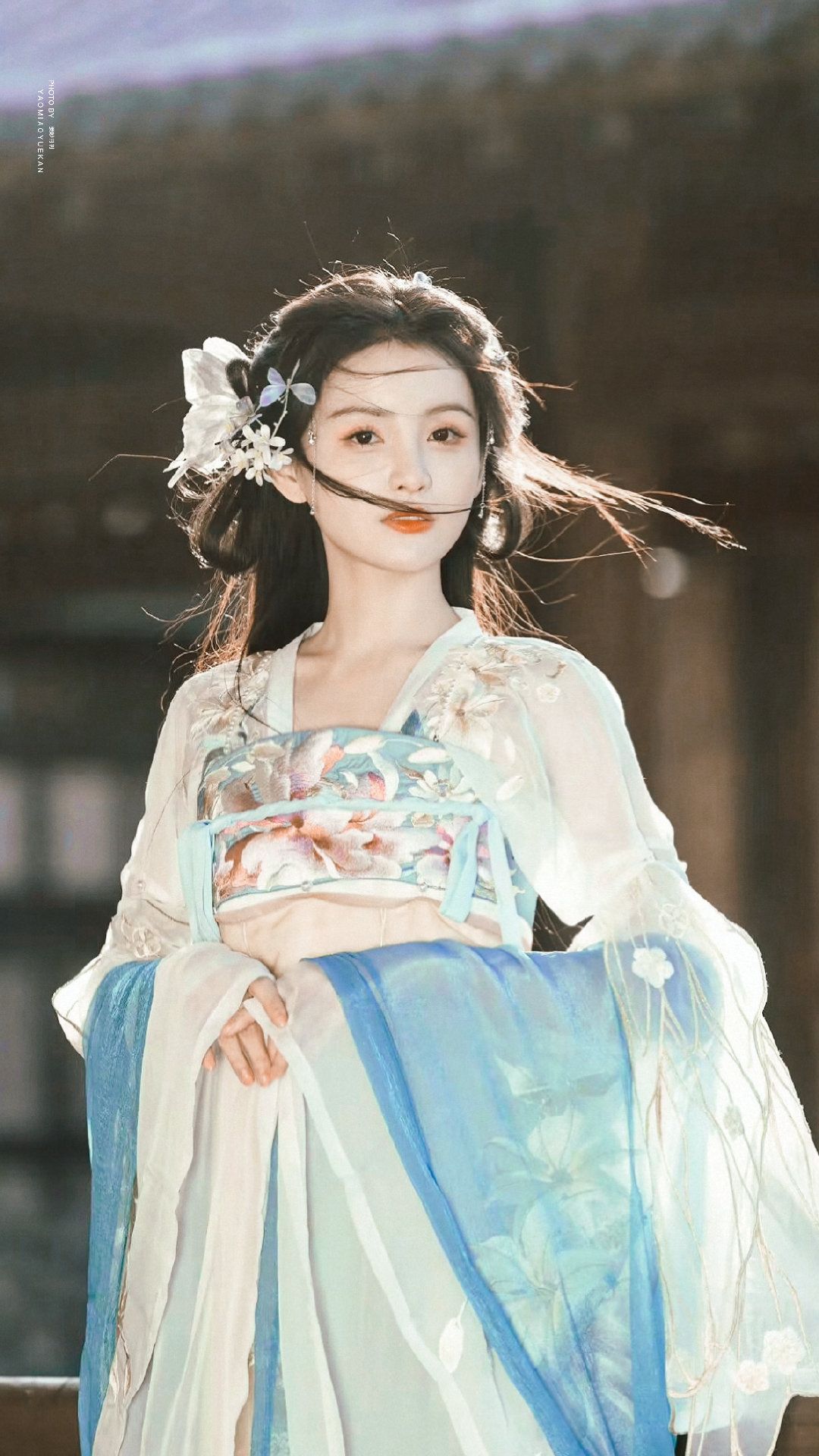The Enchantment of Ancient Hanfu Fashion:Womens Style in the Wei and Jin Dynasties The Enchantment of Ancient Hanfu Fashion:Womens Style in the Wei and Jin Dynasties