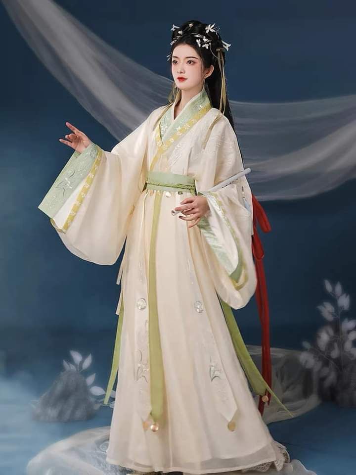 Ancient Beauty in Modern Times:The Enchanting World of Traditional Chinese Womens Hanfu Fashion Ancient Beauty in Modern Times:The Enchanting World of Traditional Chinese Womens Hanfu Fashion