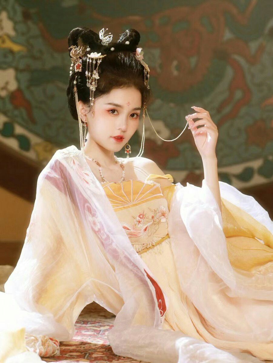 Enhanced Hanfu Clothing:Modernizing Traditional Hanfu Tops for Daily Wear Enhanced Hanfu Clothing:Modernizing Traditional Hanfu Tops for Daily Wear