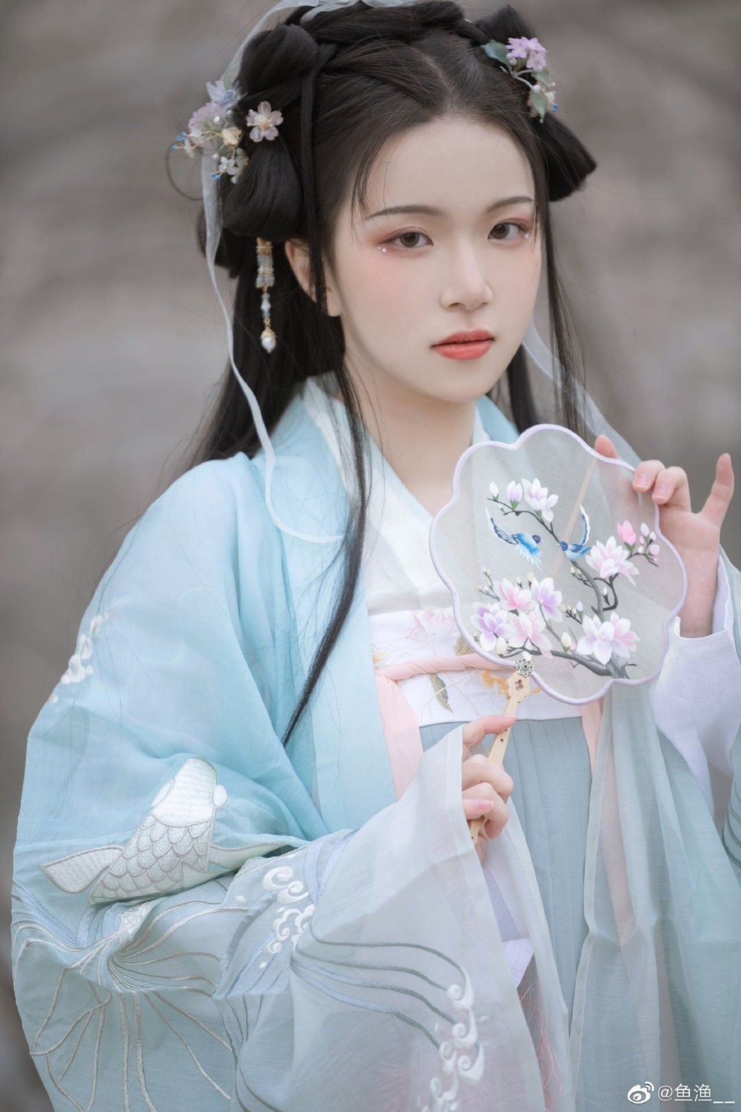 Elegant Scents of Traditional Chinese Fashion:A Journey into the Original Hanfu Shop,袖染尘香 Elegant Scents of Traditional Chinese Fashion:A Journey into the Original Hanfu Shop,袖染尘香