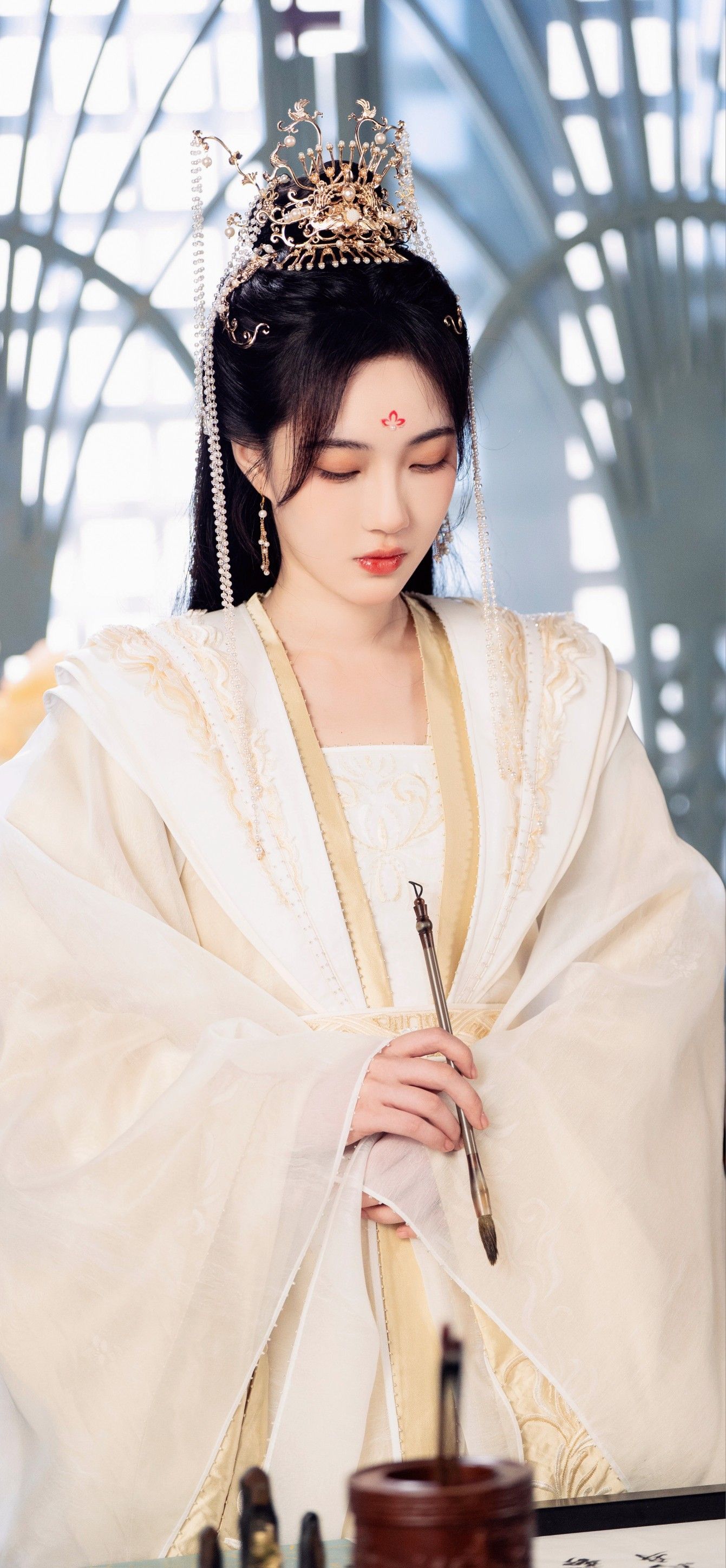 Elegance in Suzhou:The Allure of Cheongsam Elegance in Suzhou:The Allure of Cheongsam