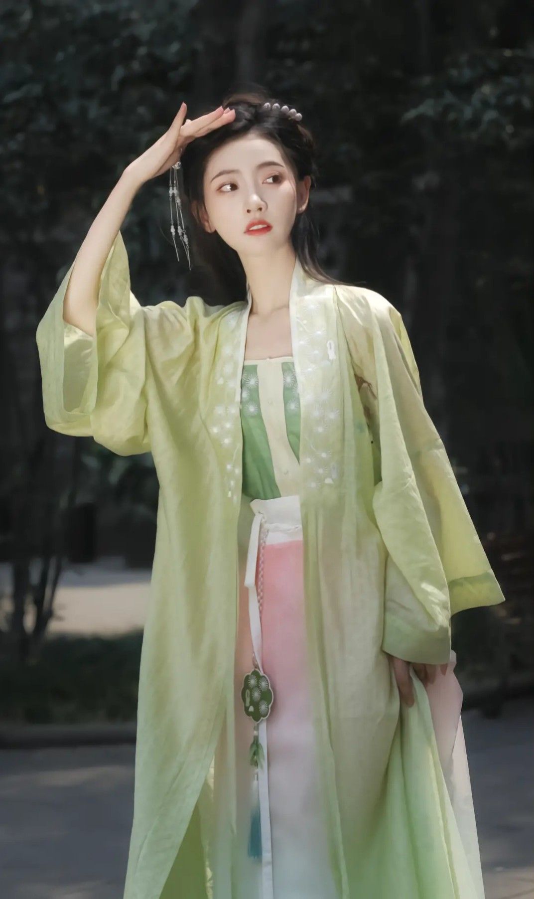 Ancient Brides Headdress:Exploring the World of Traditional Chinese Hanfu Hair Accessories Ancient Brides Headdress:Exploring the World of Traditional Chinese Hanfu Hair Accessories