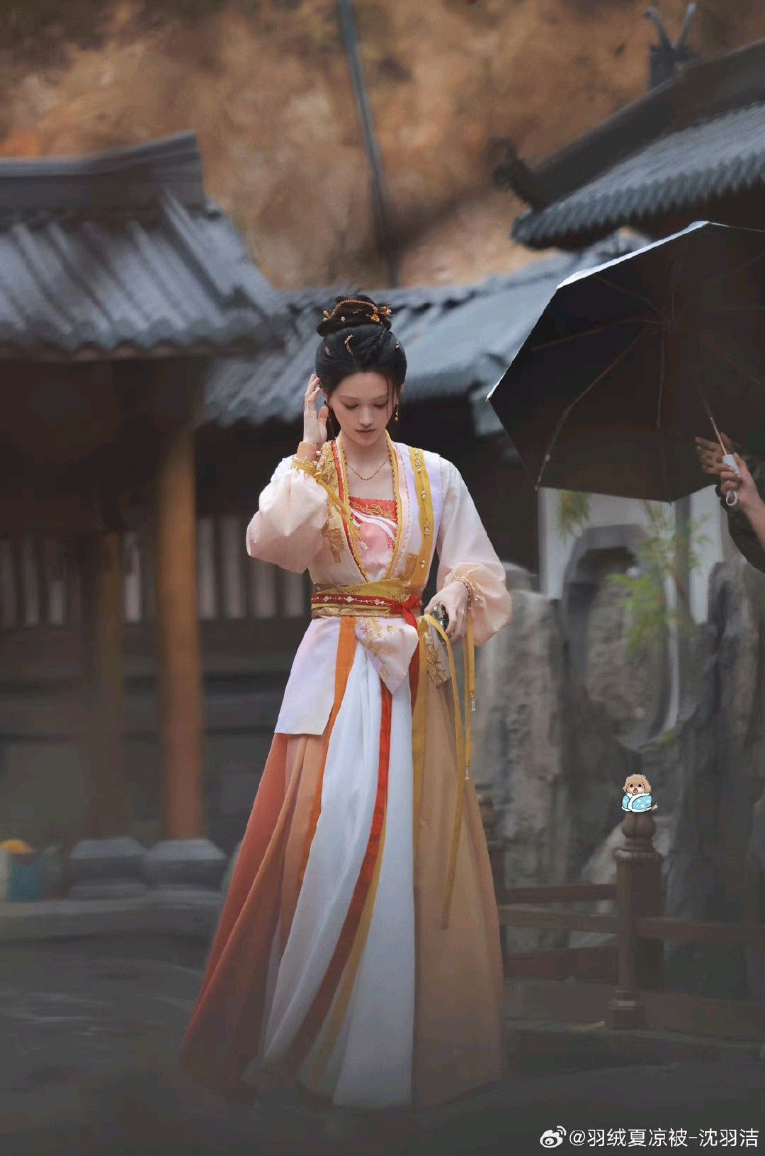 The Little Girl in Hanfu:A Journey into Traditional Chinese Beauty at Eight Years Old The Little Girl in Hanfu:A Journey into Traditional Chinese Beauty at Eight Years Old