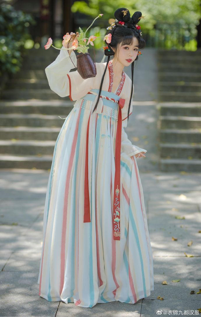 The Charm of Dolman Collar in Cheongsam-Style Dress with Qipao Elegance