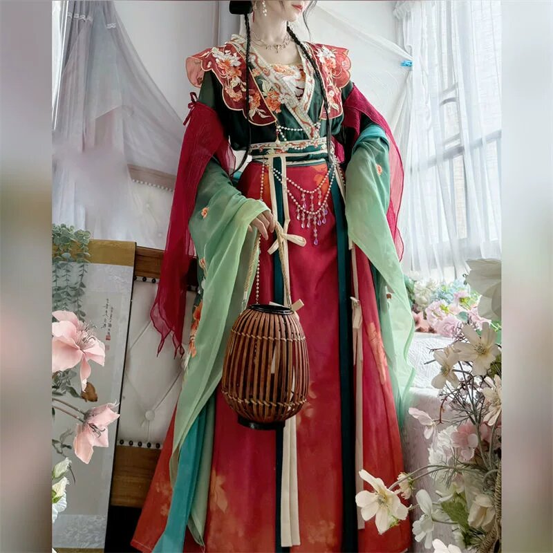 小个子演绎古典旗袍舞蹈的魅力 小个子演绎古典旗袍舞蹈的魅力