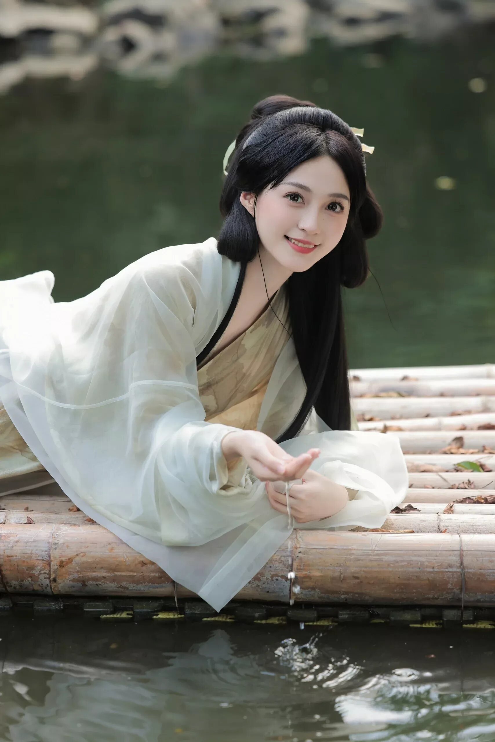 The Perfect Shoe Pairing for a Cheongsam Skirt:A Guide to Styling Your Choice