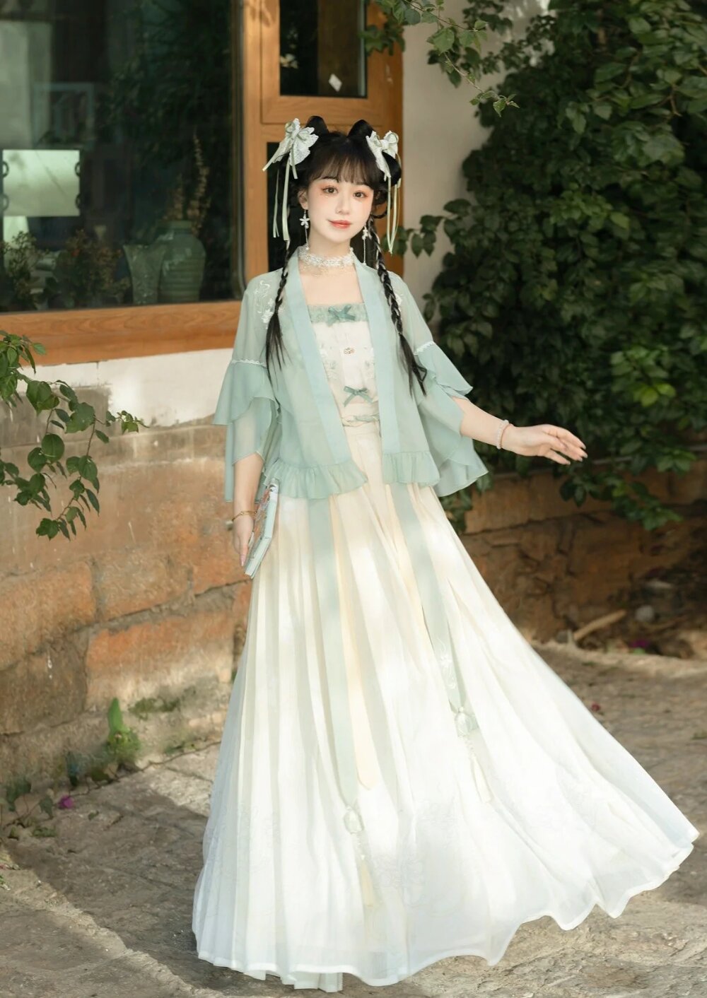Original Qiong Yu Xue Jian Hanfu:Unveiling the Splendor of Traditional Chinese Fashion Original Qiong Yu Xue Jian Hanfu:Unveiling the Splendor of Traditional Chinese Fashion
