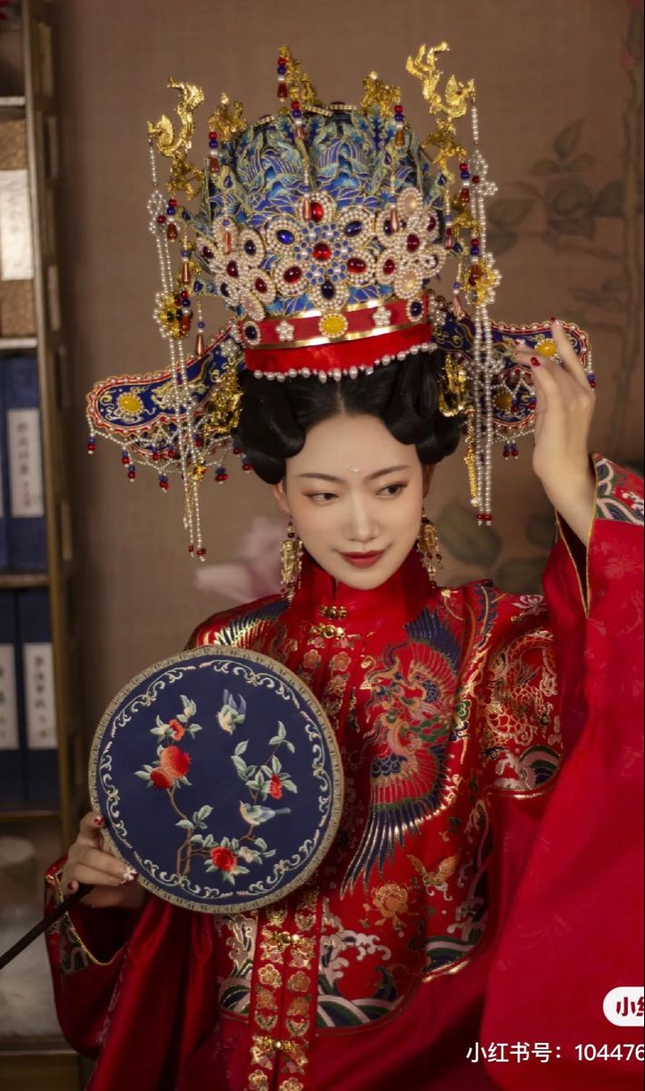 The Splendor of Ming-Style Hanfu Collared Clothing in Summer The Splendor of Ming-Style Hanfu Collared Clothing in Summer