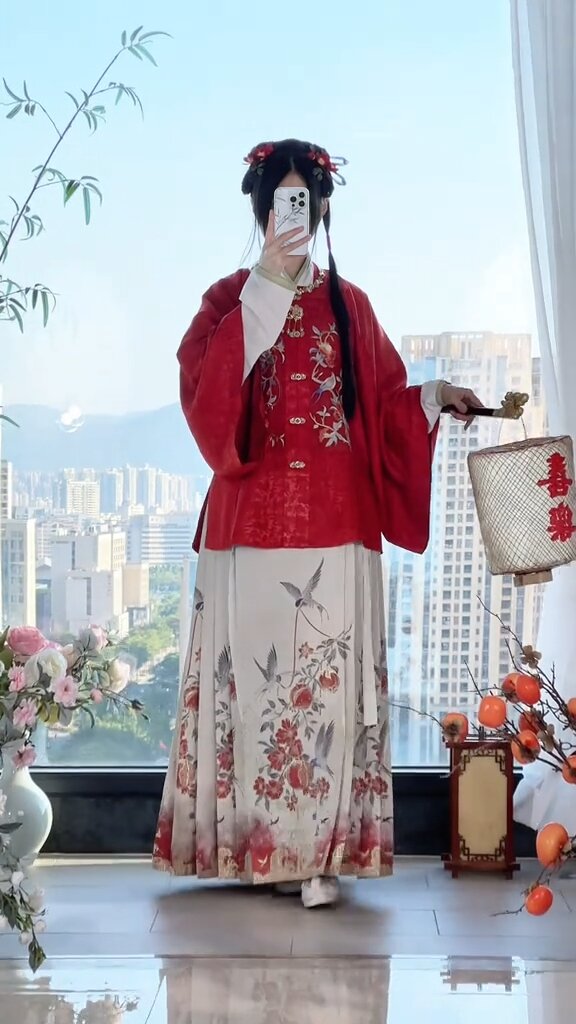 Chinese-Style Tang Costumes for Little Girls:Embracing Traditional Elegance Chinese-Style Tang Costumes for Little Girls:Embracing Traditional Elegance