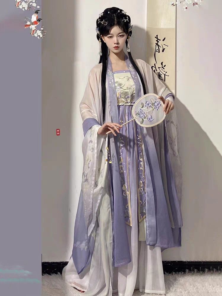 Chinese Summer Vogue:Embracing the Elegance of Womens Cheongsam Qipao in Summer Chinese Summer Vogue:Embracing the Elegance of Womens Cheongsam Qipao in Summer
