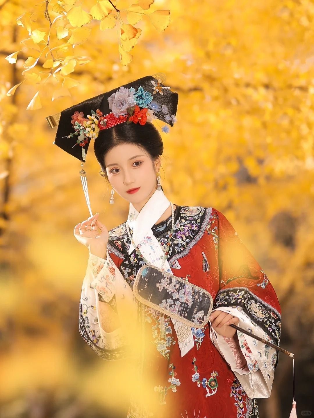 Reimagining the Classic Cheongsam with Modern Flair:The Evolution of the改良奥黛旗袍连衣裙 Reimagining the Classic Cheongsam with Modern Flair:The Evolution of the改良奥黛旗袍连衣裙