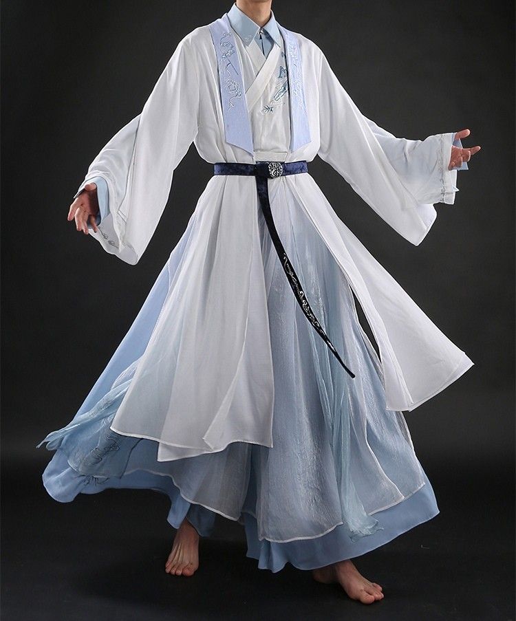 Summer Elegance:The Qianli Jiangshan Horseface Skirt