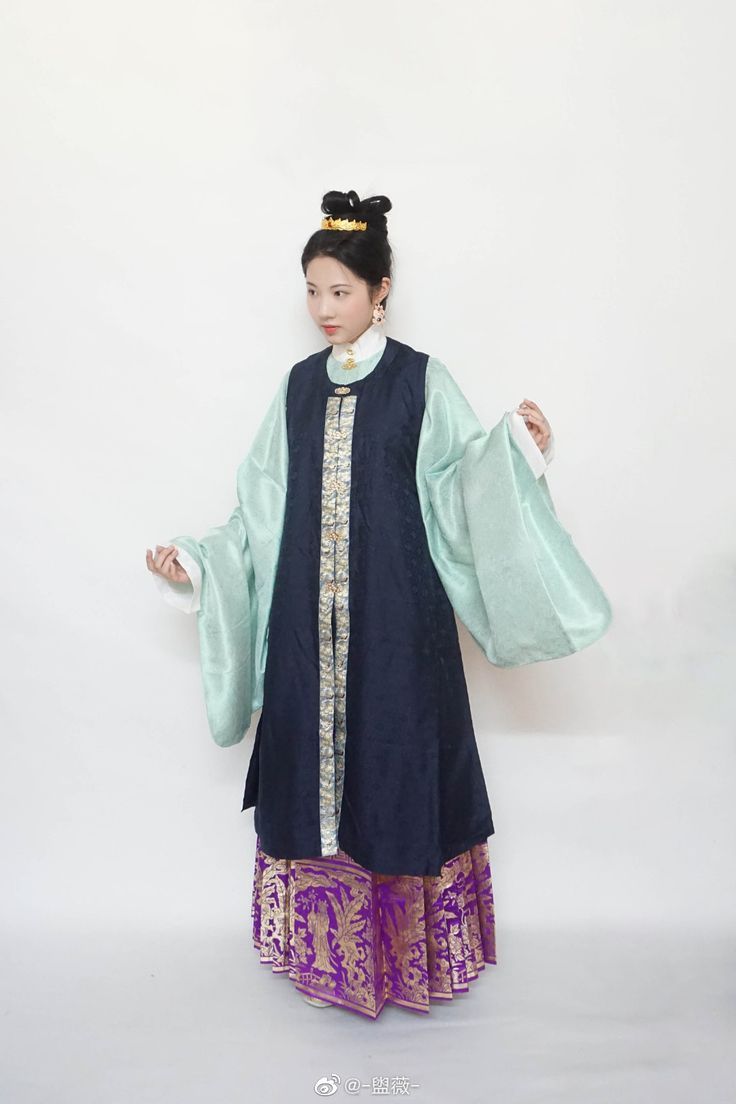 Elegant Summer Ladys Cheongsam Skirt Set with Horseface Skirt Elegant Summer Ladys Cheongsam Skirt Set with Horseface Skirt
