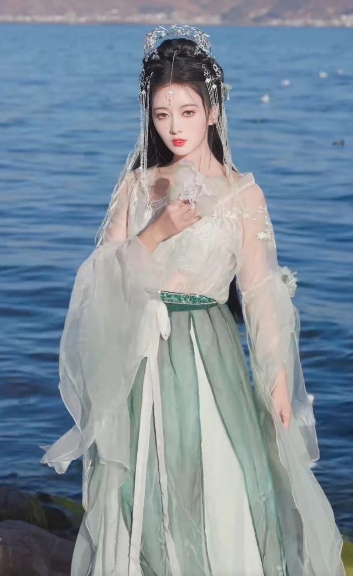Vintage-Style Cheongsam Long Dress:Embracing the Elegance of Traditional Chinese Fashion Vintage-Style Cheongsam Long Dress:Embracing the Elegance of Traditional Chinese Fashion