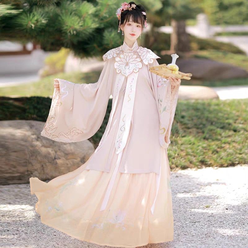 Ancient Costume Blind Boxes:Exploring the World of Hanfu Fashion with Mystery Merch Ancient Costume Blind Boxes:Exploring the World of Hanfu Fashion with Mystery Merch