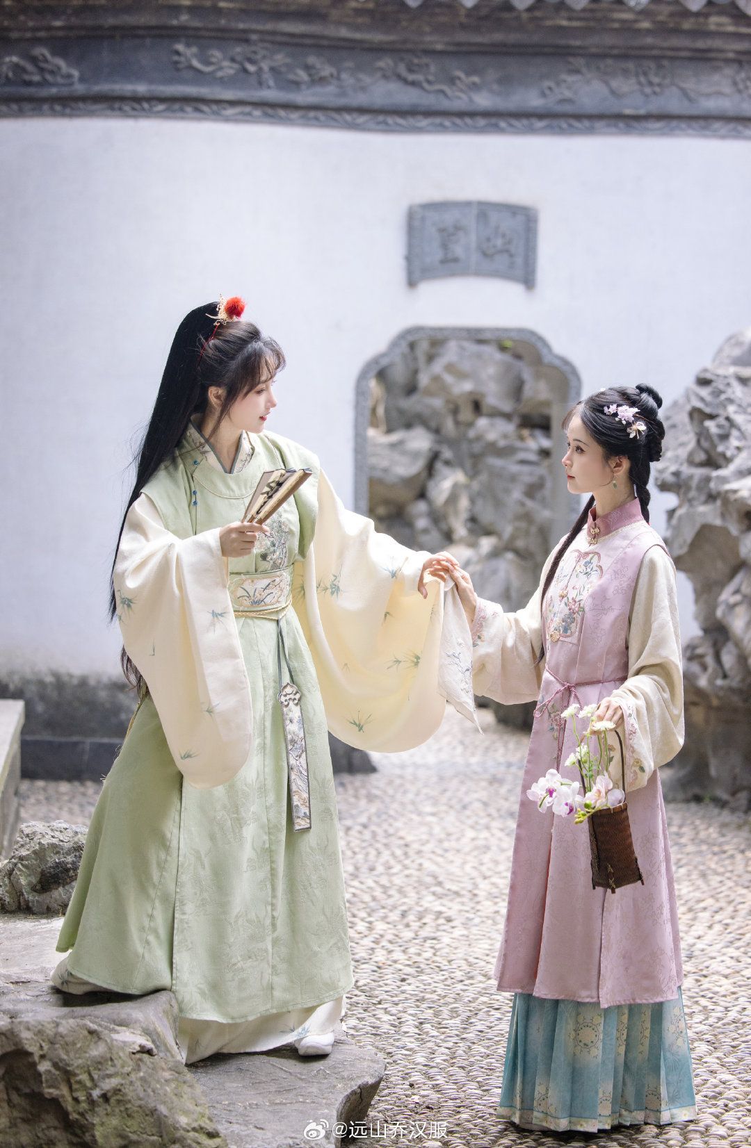 小个子女性的时尚选择,女装旗袍的魅力 小个子女性的时尚选择,女装旗袍的魅力