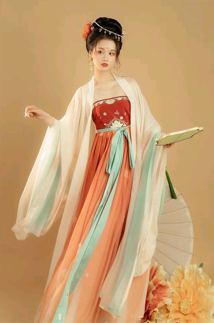 Summer in Hanfu:The Elegance of Jin-Jin Style Clothing