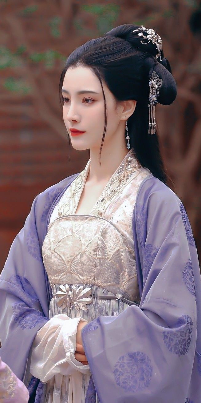 Vintage-Style Cheongsam for Summer:A Blend of Elegance and Comfort Vintage-Style Cheongsam for Summer:A Blend of Elegance and Comfort