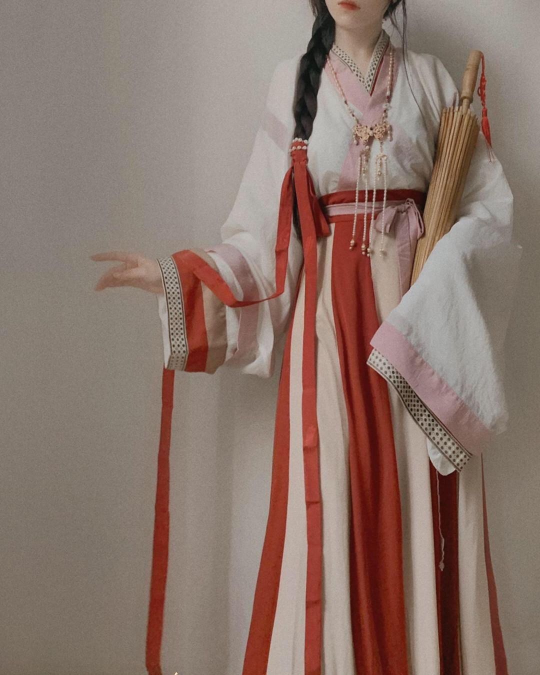 Chinese-Style Princess Dress:New Childrens Hanfu Dress with a Lovely Look Chinese-Style Princess Dress:New Childrens Hanfu Dress with a Lovely Look