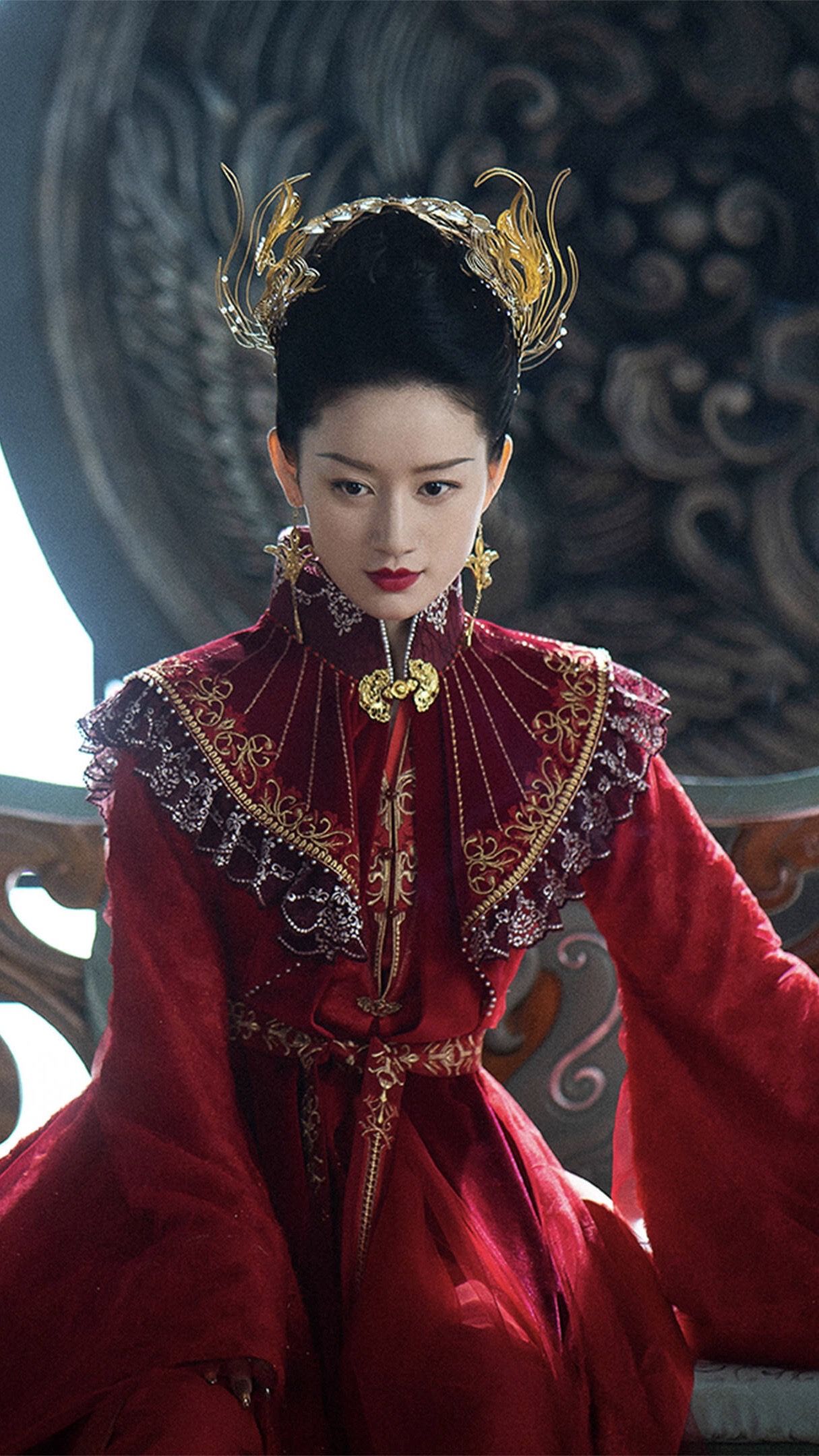 Summer Elegance in Traditional Chinese Fashion:The Allure of Hanfu for Women Summer Elegance in Traditional Chinese Fashion:The Allure of Hanfu for Women