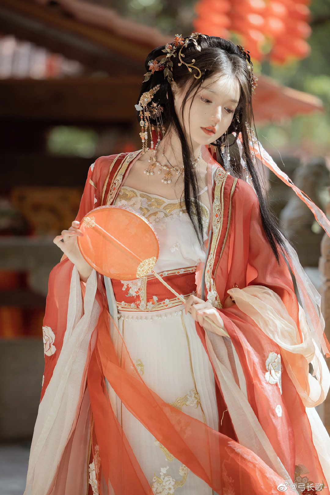 Embracing Traditional Splendor:Original Ming-Style Hanfu Fashion Embracing Traditional Splendor:Original Ming-Style Hanfu Fashion