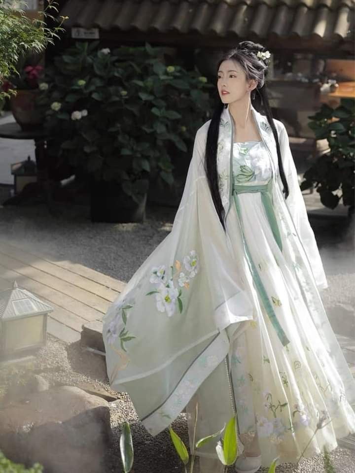 Embracing the New Sino-Chic Style:The Daily Mamen Cheongsam Skirt Revolution