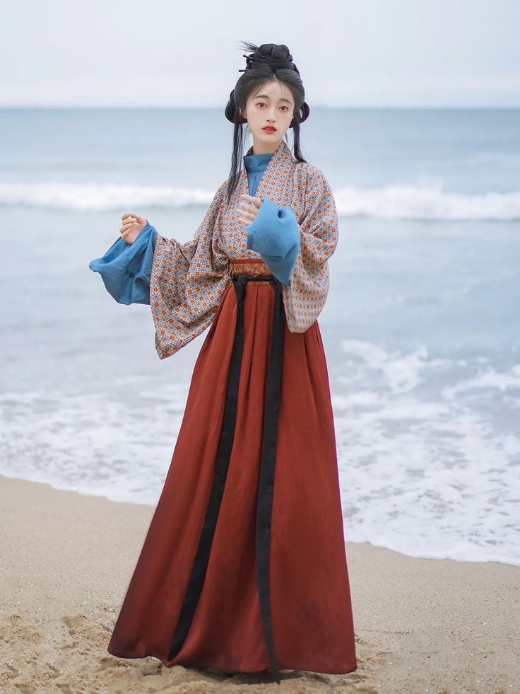 Elegant Horseface Skirt Set:A Traditional Blend for Modern Engagement Ceremonies Elegant Horseface Skirt Set:A Traditional Blend for Modern Engagement Ceremonies