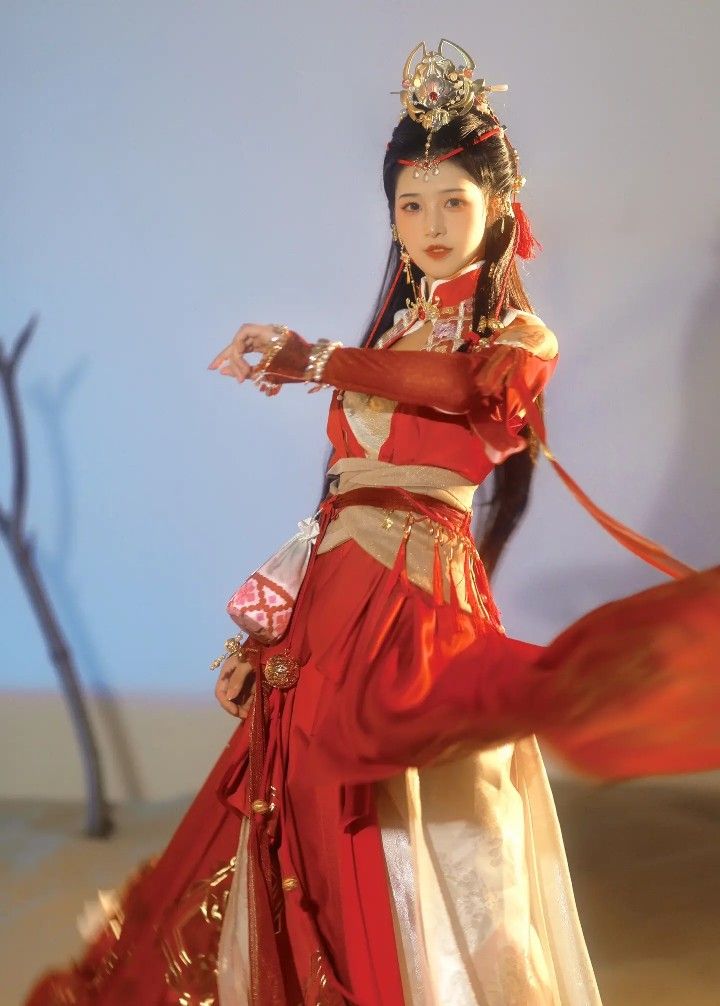Traditional Chinese-Style Cheongsam for Little Girls:A New Years Celebration Outfit