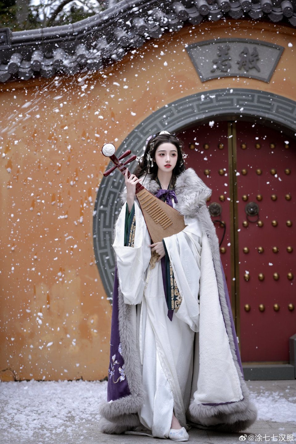 Korean Hanfu Fashion:The Rise of Traditional Beauty in Modern Korean Women