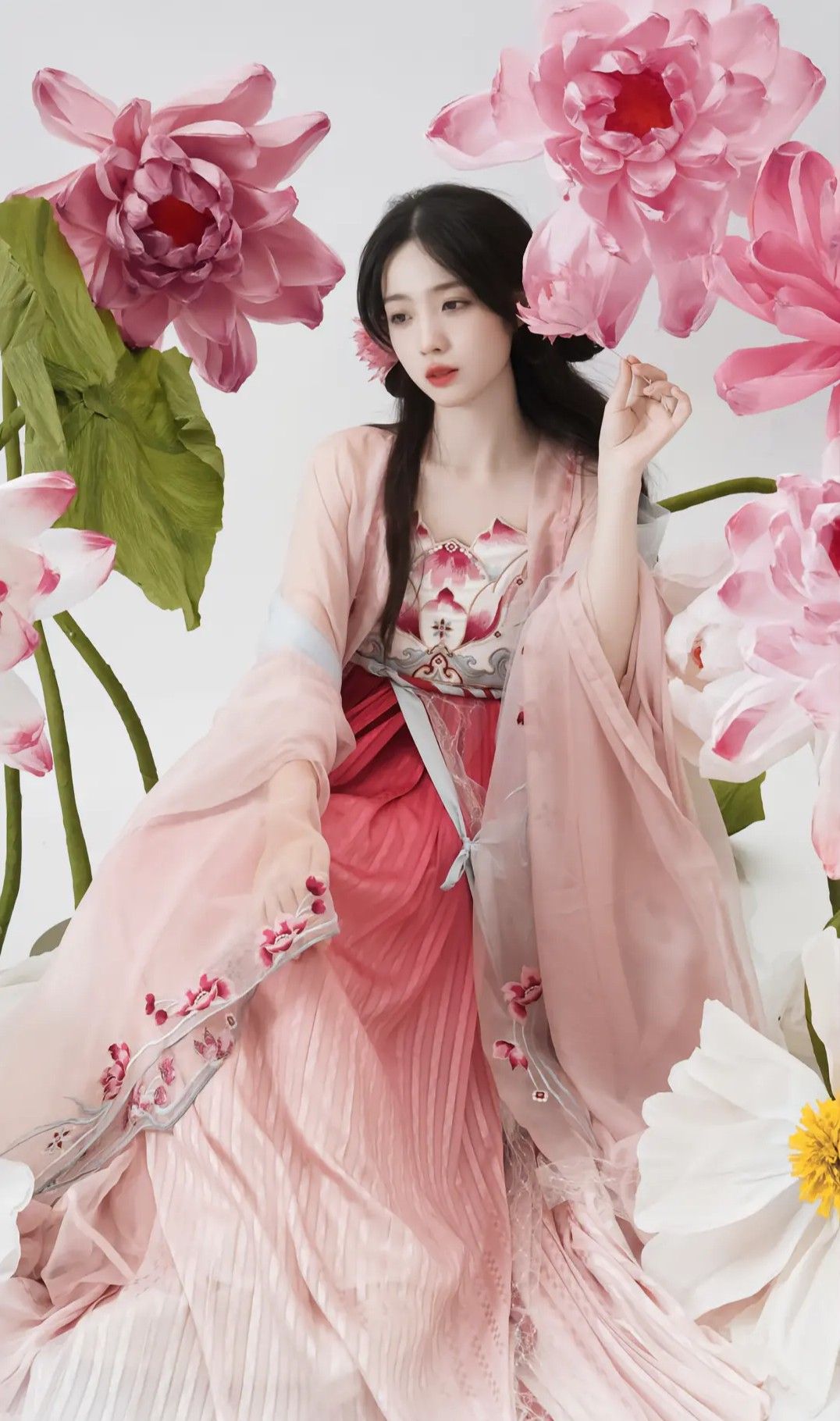 Ancient Martial Arts Attire:Womens Traditional Costume in Chinese Martial Arts Films Ancient Martial Arts Attire:Womens Traditional Costume in Chinese Martial Arts Films