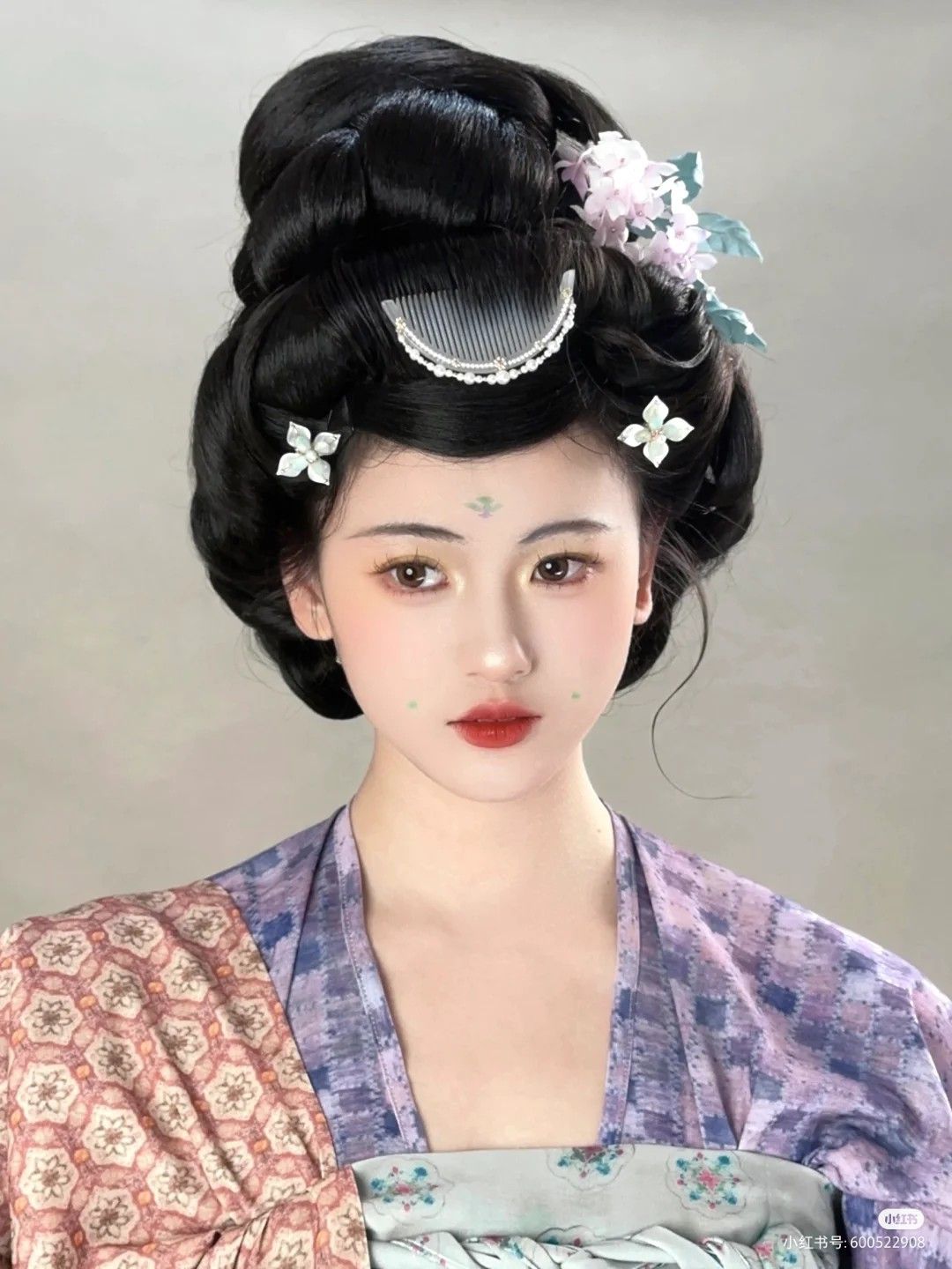 Hanfu Rental in Guangzhou:A Guide to Traditional Elegance Hanfu Rental in Guangzhou:A Guide to Traditional Elegance