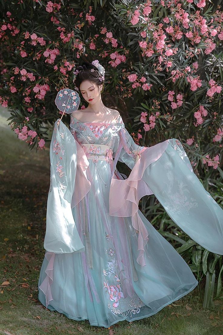 New Years Eve Cross-Over Skirt:The Story of a Traditional Chinese Fashion