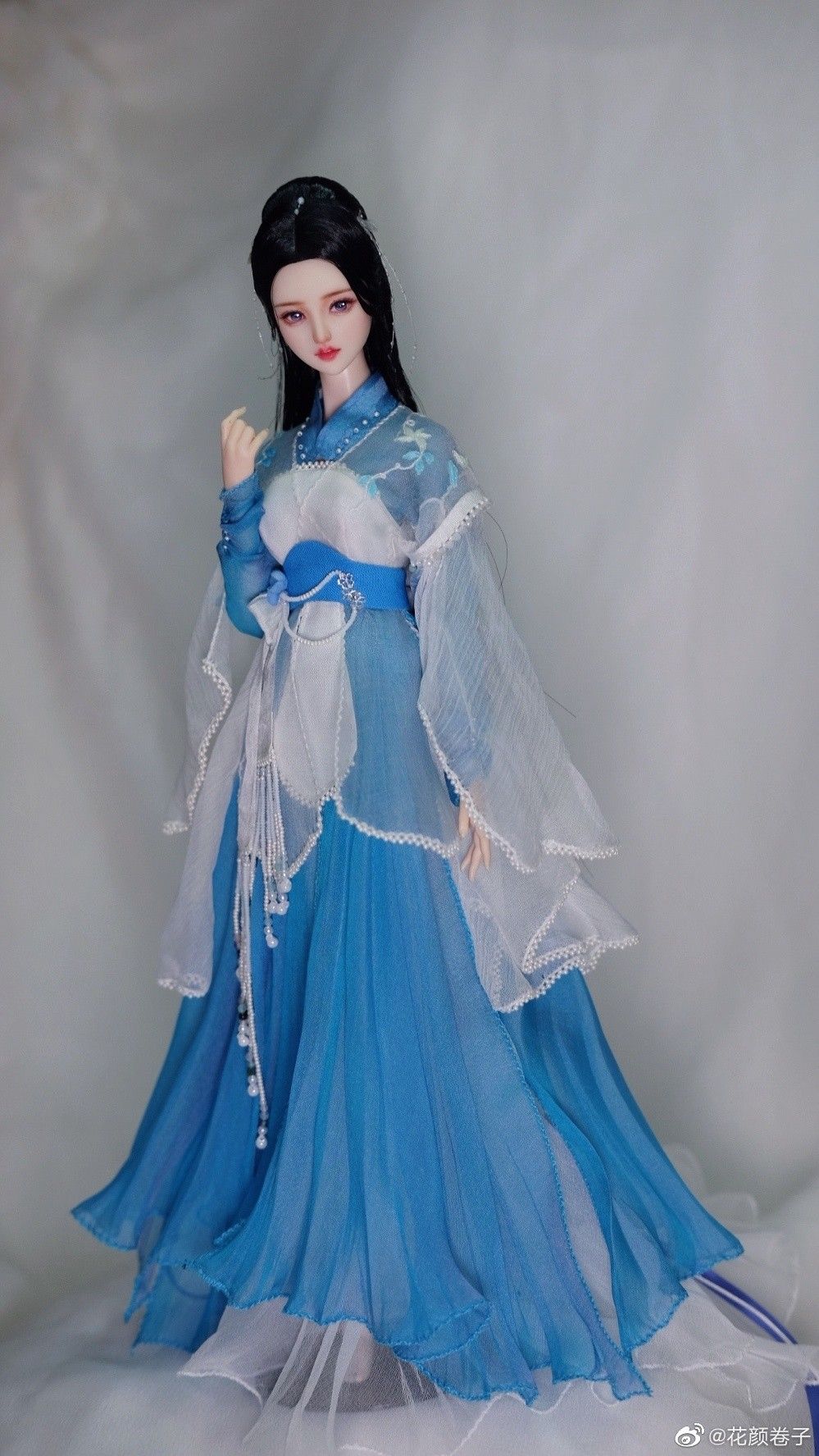 Revival of Song-era Hanfu Costumes:Unraveling the Threads of Traditional Elegance Revival of Song-era Hanfu Costumes:Unraveling the Threads of Traditional Elegance