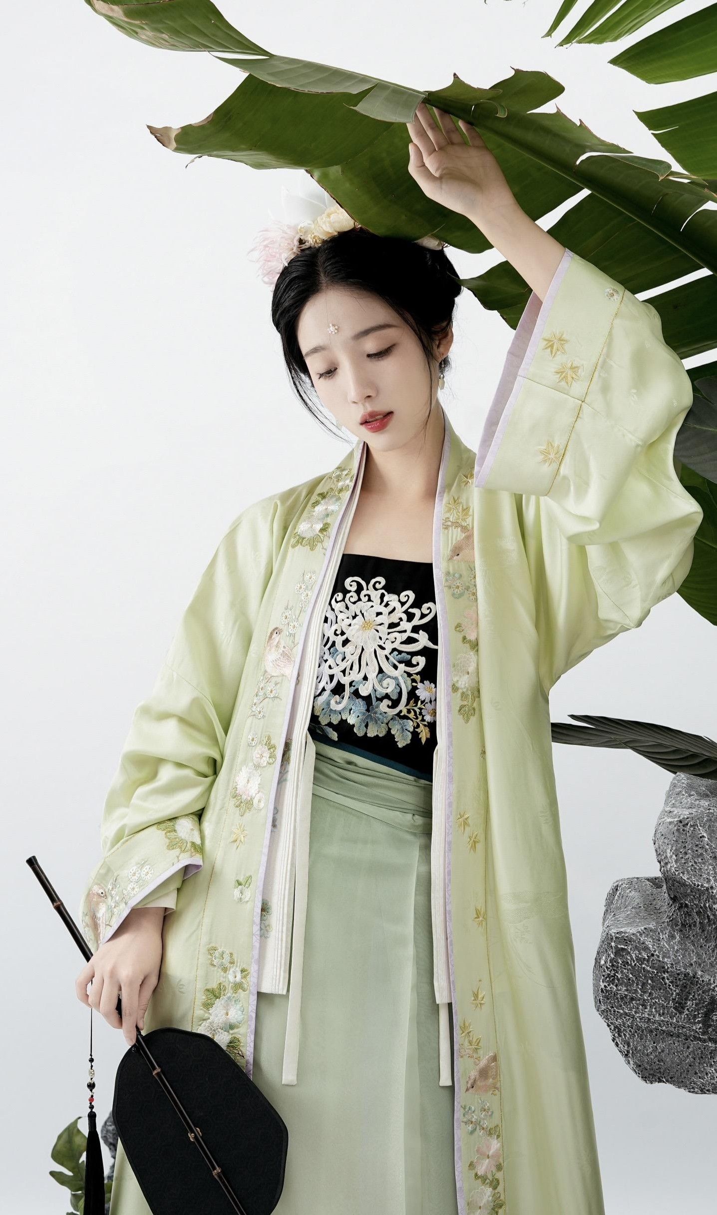 The Elegance of Cheongsam for Mature Women Aged 40-50