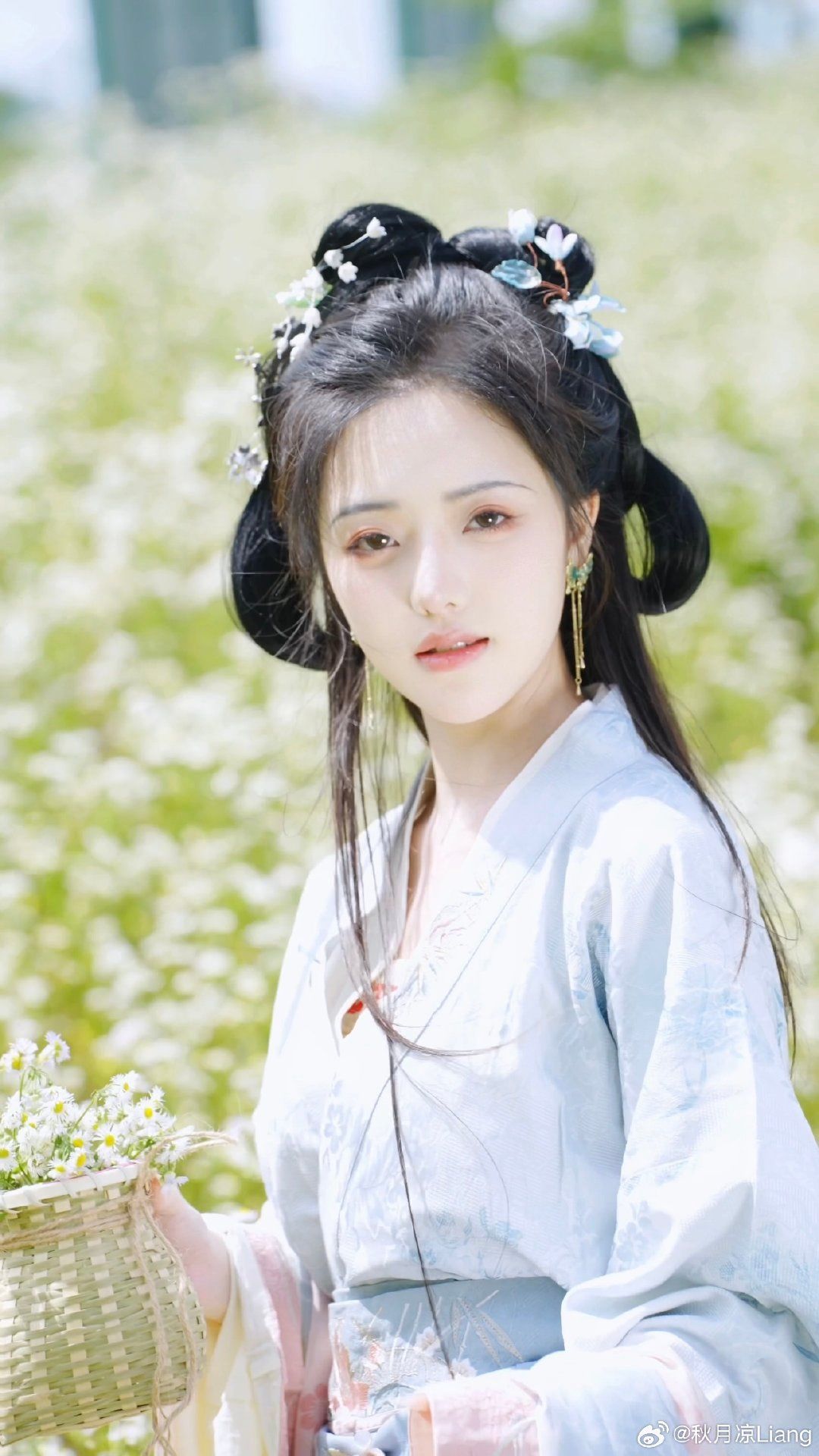 The Charm of Cheongsam with a Delicate Overlay of Tulle The Charm of Cheongsam with a Delicate Overlay of Tulle