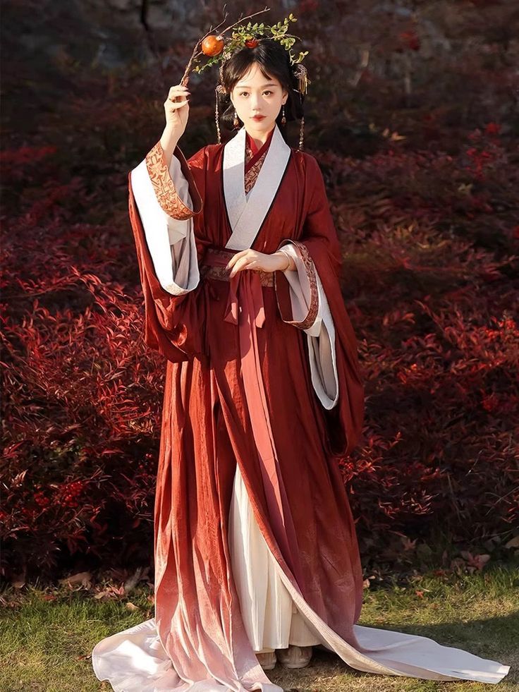 Embracing Traditional Elegance:The Rise of Modern Chinese Tang-Style Clothing with Standing Collars Embracing Traditional Elegance:The Rise of Modern Chinese Tang-Style Clothing with Standing Collars