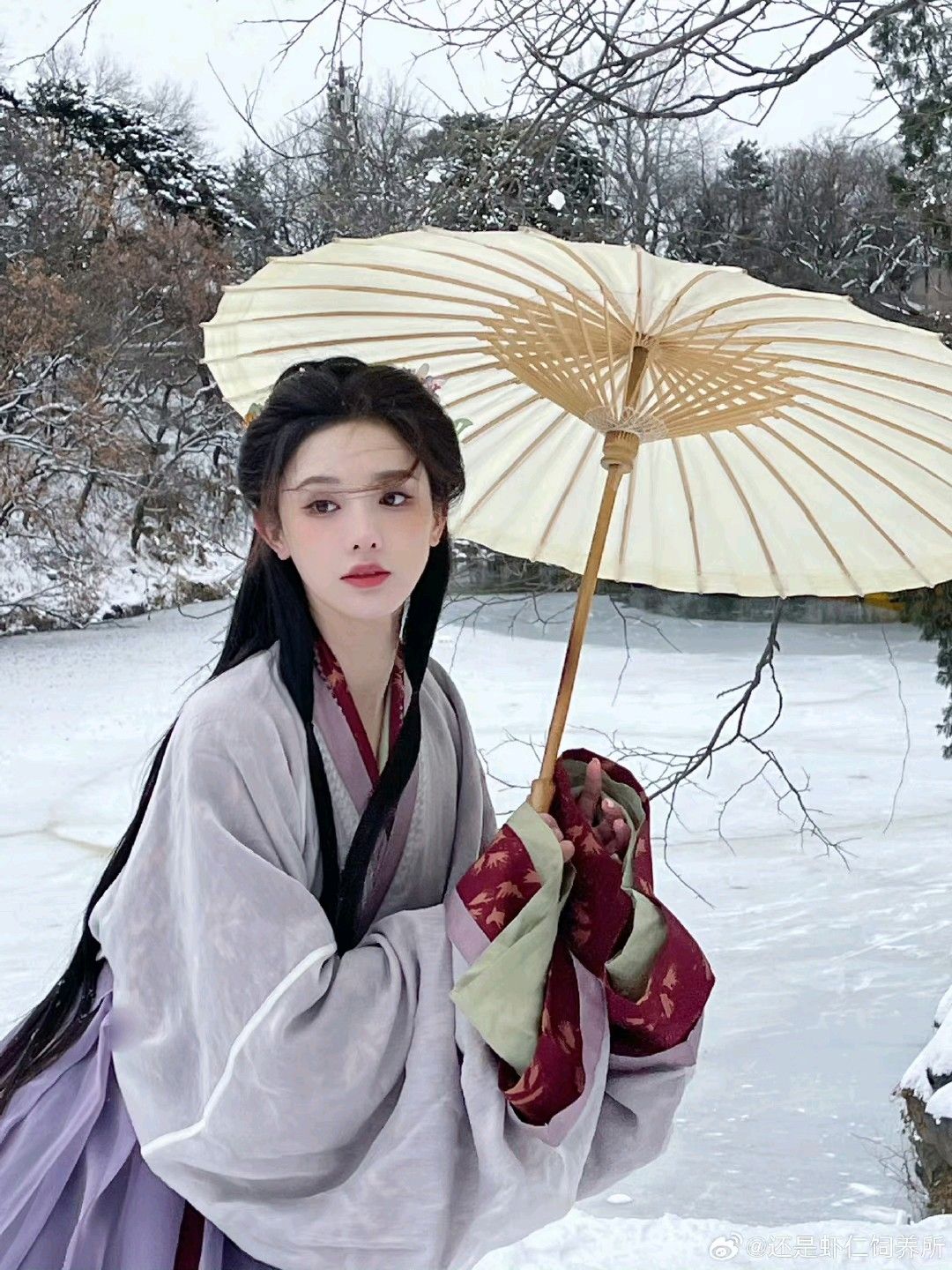 Winterized Traditional Hanfu for Little Girls:A Guide to Quality Chinese New Years Outfits