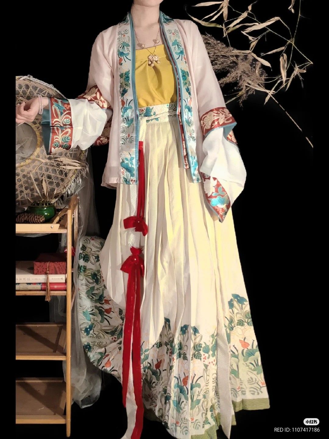 The Elegance of Horseface Skirt:Exploring the Cultural Significance of Zhuangzis Butterfly Dream The Elegance of Horseface Skirt:Exploring the Cultural Significance of Zhuangzis Butterfly Dream
