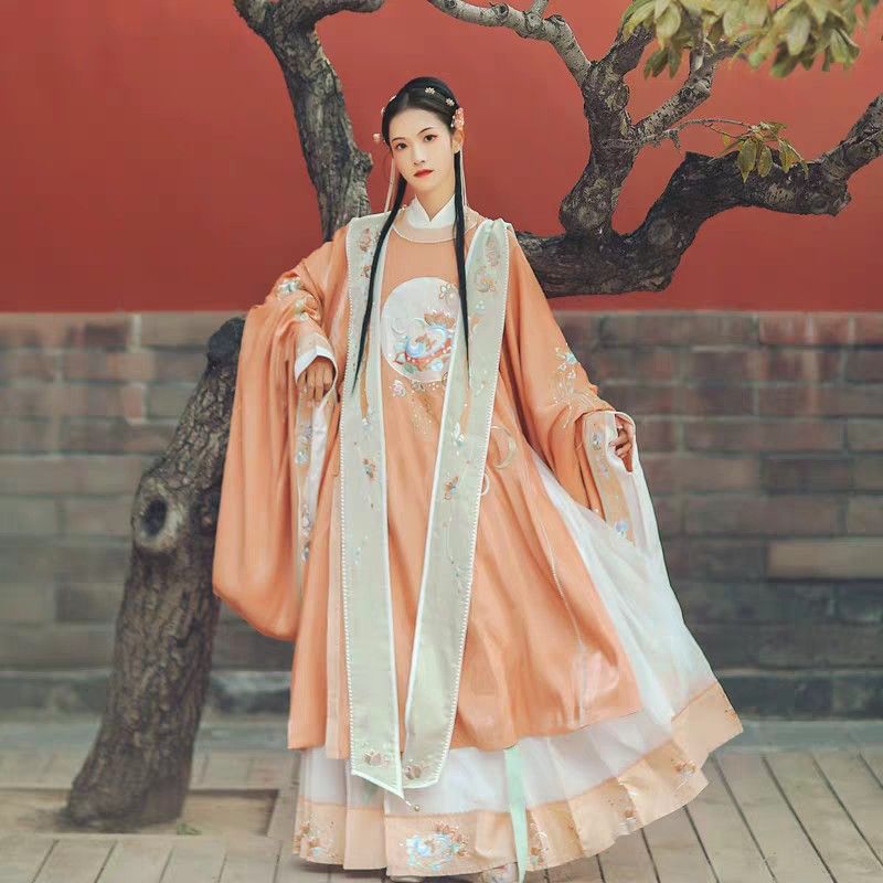 The Revival of Hanfu Lolitashen:Exploring the Ancient Beauty of Traditional Chinese Fashion The Revival of Hanfu Lolitashen:Exploring the Ancient Beauty of Traditional Chinese Fashion