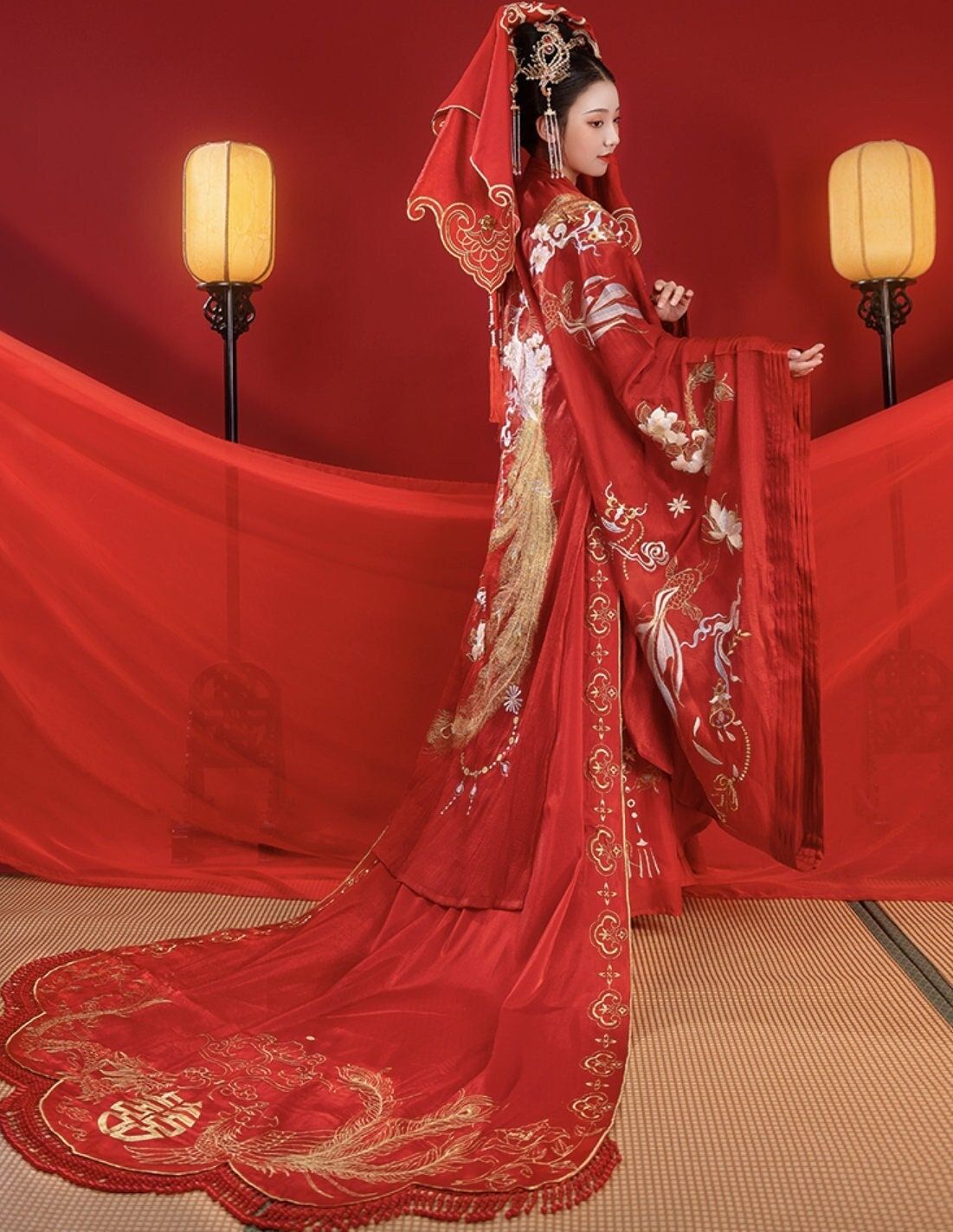 Ancient Charm of Neclace-Style Ma mian Qun:The Essence of Traditional Chinese Fashion Ancient Charm of Neclace-Style Ma mian Qun:The Essence of Traditional Chinese Fashion