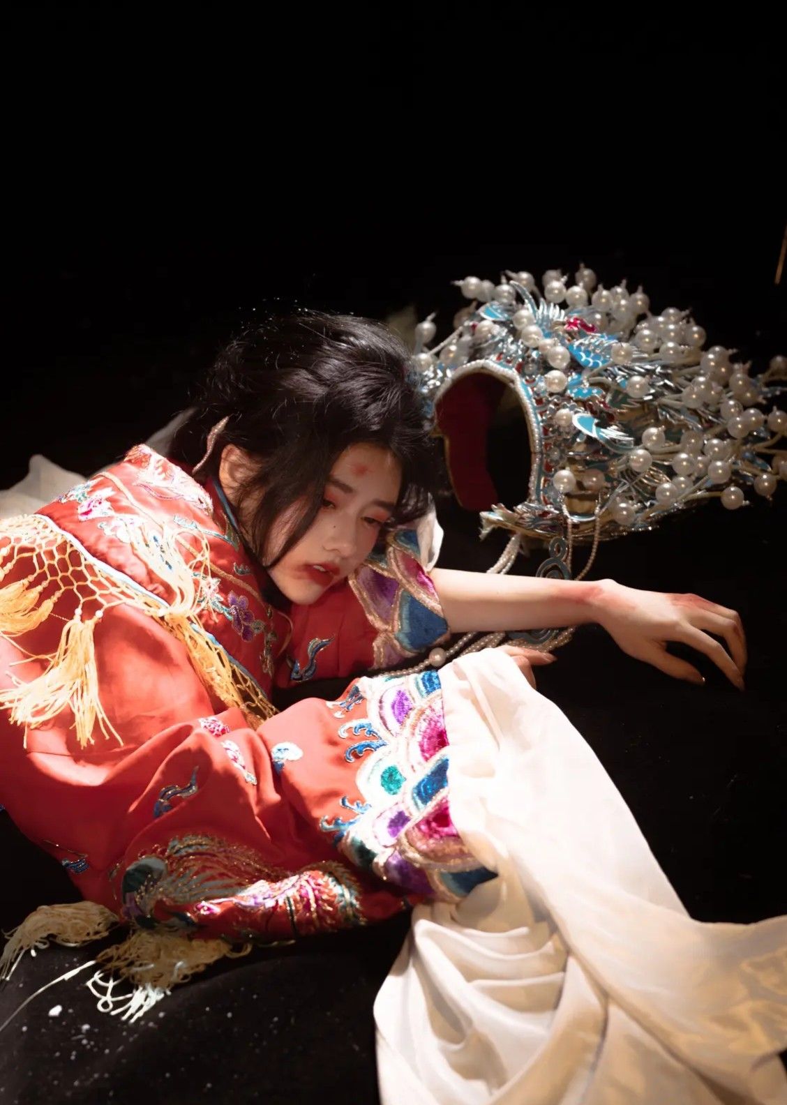 Chiffon Revolution:Modernizing the Cheongsam with a Stylish Twist Chiffon Revolution:Modernizing the Cheongsam with a Stylish Twist