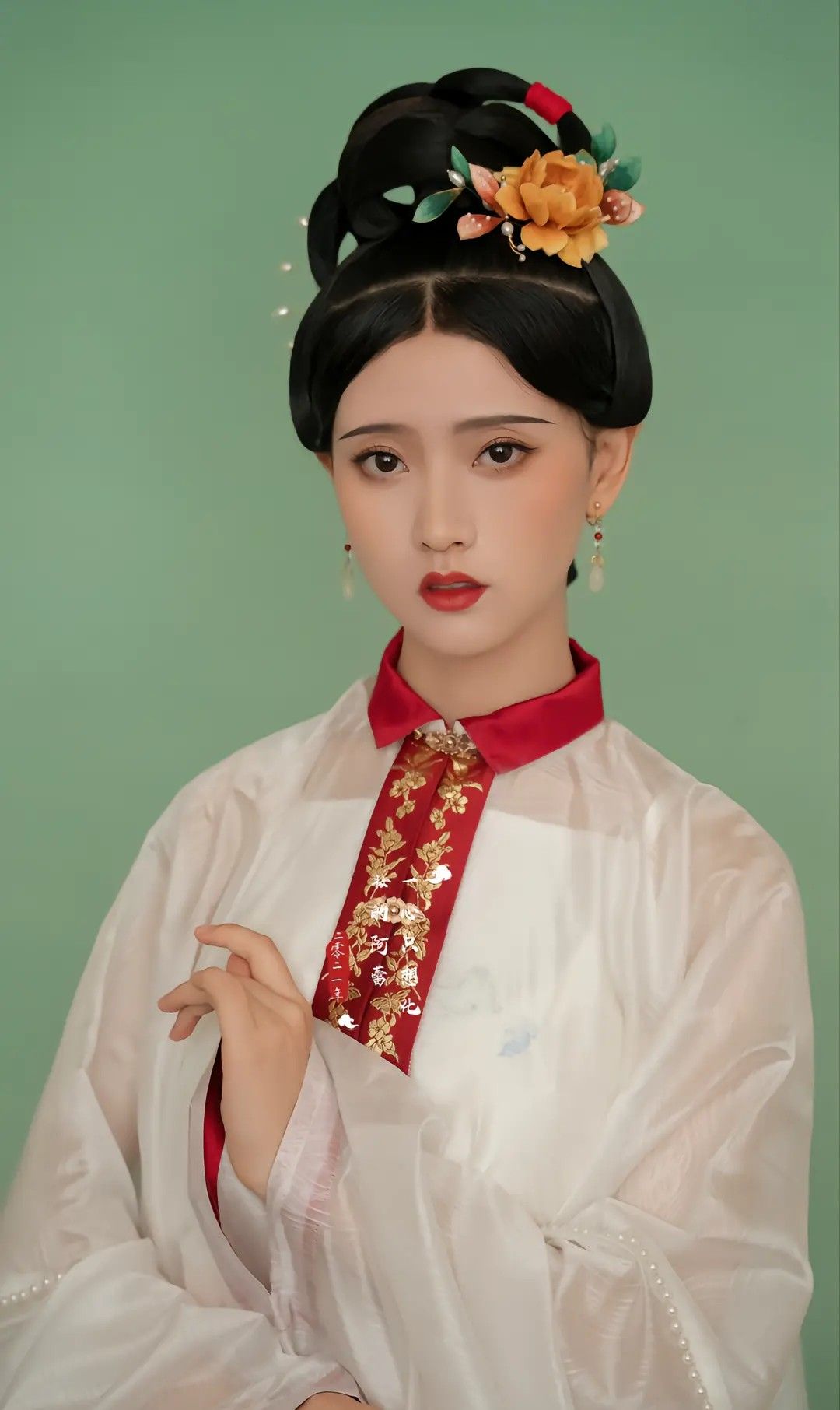 Affordable Splendor:The Revival of Hanfu Fashion from the Wei-Jin Era with a Caibai Price Tag Affordable Splendor:The Revival of Hanfu Fashion from the Wei-Jin Era with a Caibai Price Tag