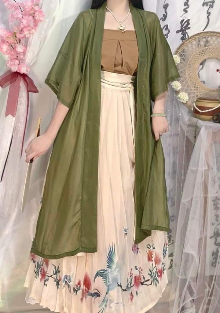 Ancient Girls Hanfu Fashion:The Charm of Summer at Eight Years Old