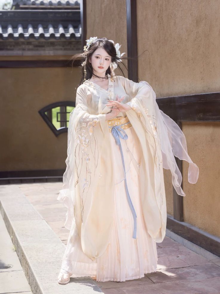 Traditional Chinese Style:Green Leaf Cheongsam,Qipao Earrings Embracing the Essence of Nature Traditional Chinese Style:Green Leaf Cheongsam,Qipao Earrings Embracing the Essence of Nature