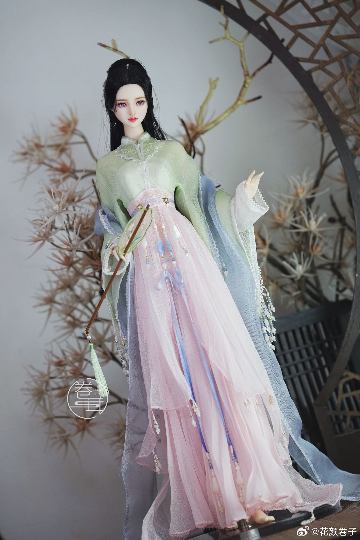 The Enchantment of Silk Ribbons in Ancient Costume Hair Accessories The Enchantment of Silk Ribbons in Ancient Costume Hair Accessories